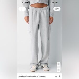 Aritzia Gray Sweatfleece Cargo Joggers